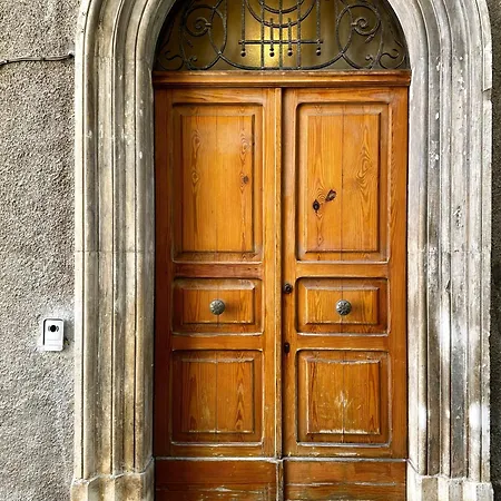 Palazzo De Michele * Raiano